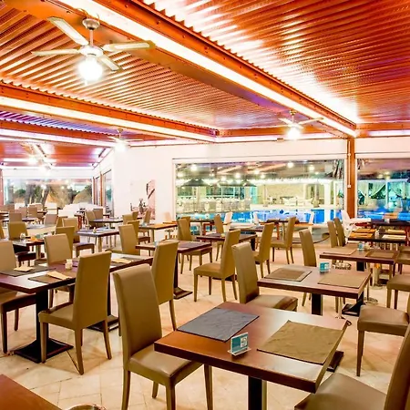 Hotel Wellness & Castiadas