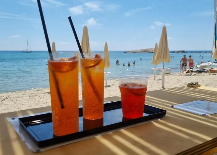 Отель Wellness & 4*